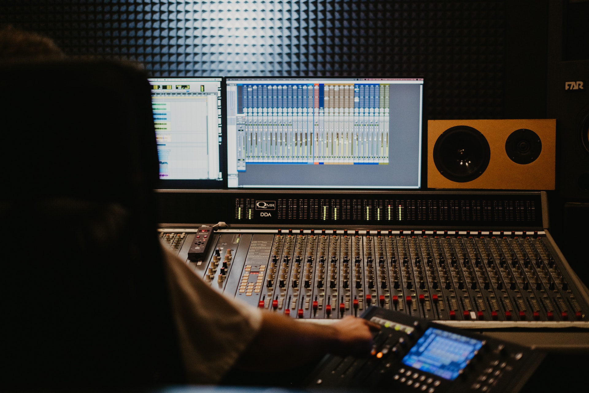 immagine studio musicale
